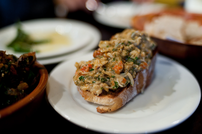 Barrica: Crabs on toast (special)